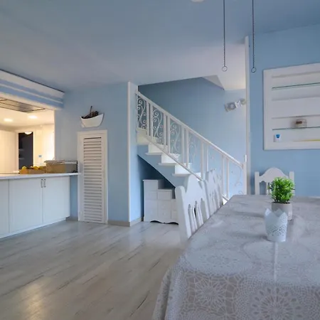 Pepita Blue Villa